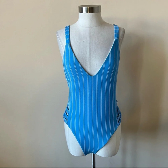 New! Isabella Rose sugar on top striped one piece swimsuit 711 - Picture 3 of 9